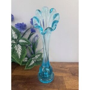 Vintage Blue Art Glass Vase with Swirl Stem and Ruffled Rim‎